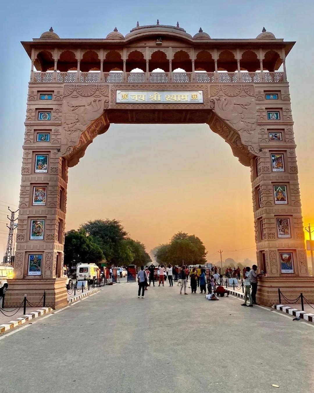 Shree Shyam Hotel Toran Dawar Khātu 外观 照片