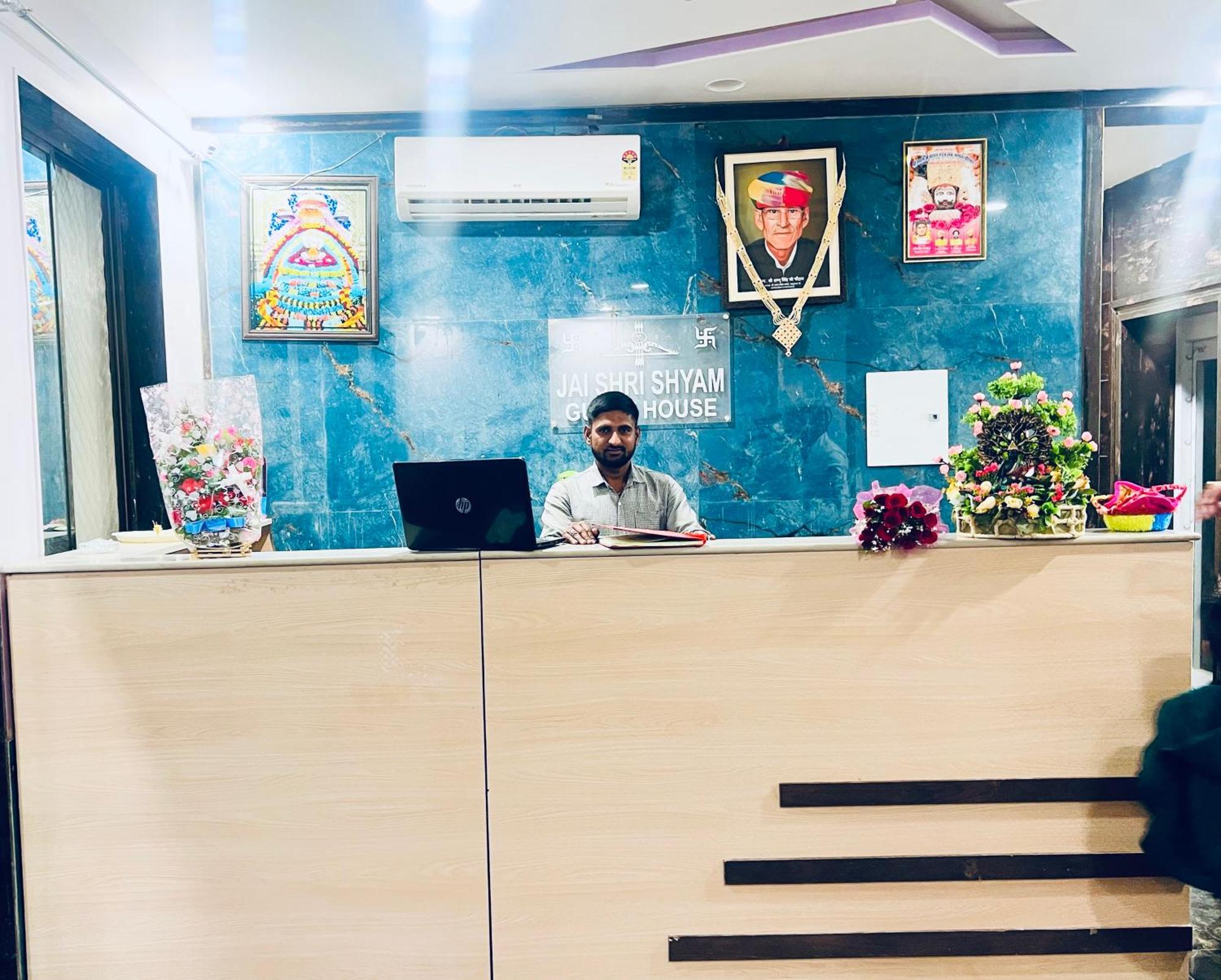 Shree Shyam Hotel Toran Dawar Khātu 外观 照片