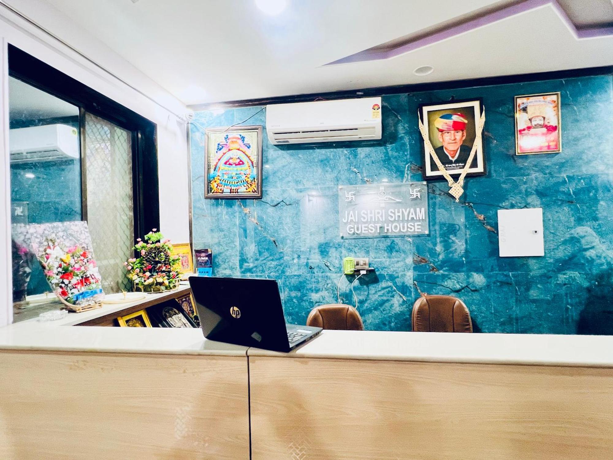 Shree Shyam Hotel Toran Dawar Khātu 外观 照片