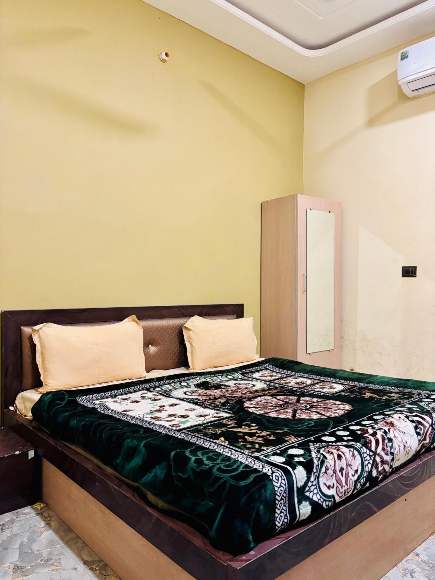 Shree Shyam Hotel Toran Dawar Khātu 外观 照片