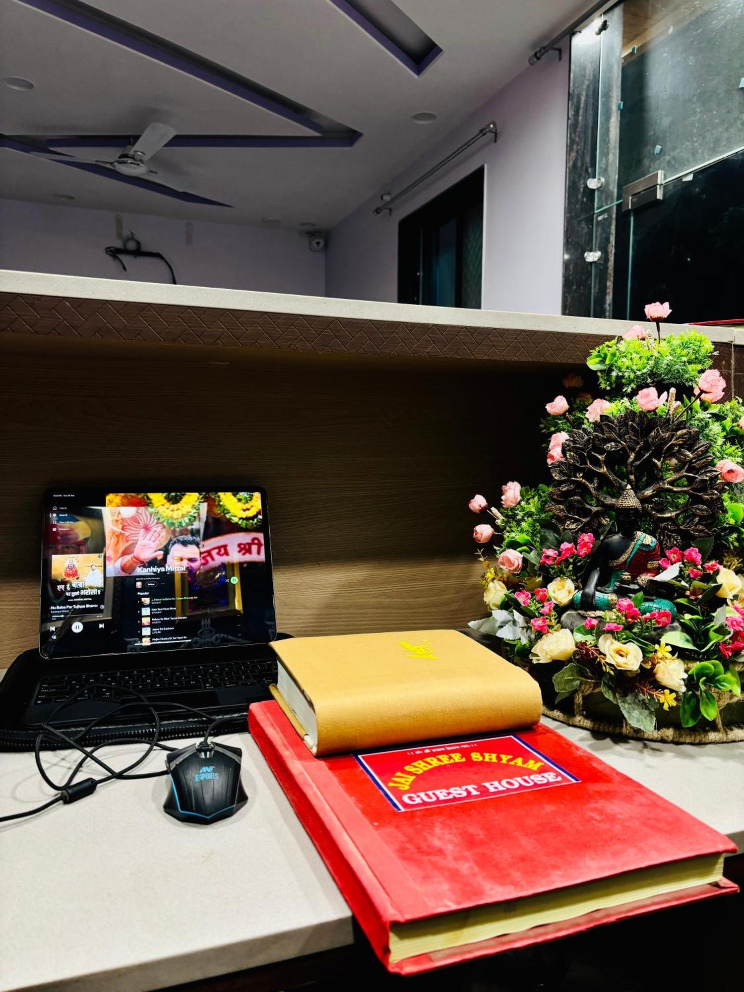 Shree Shyam Hotel Toran Dawar Khātu 外观 照片